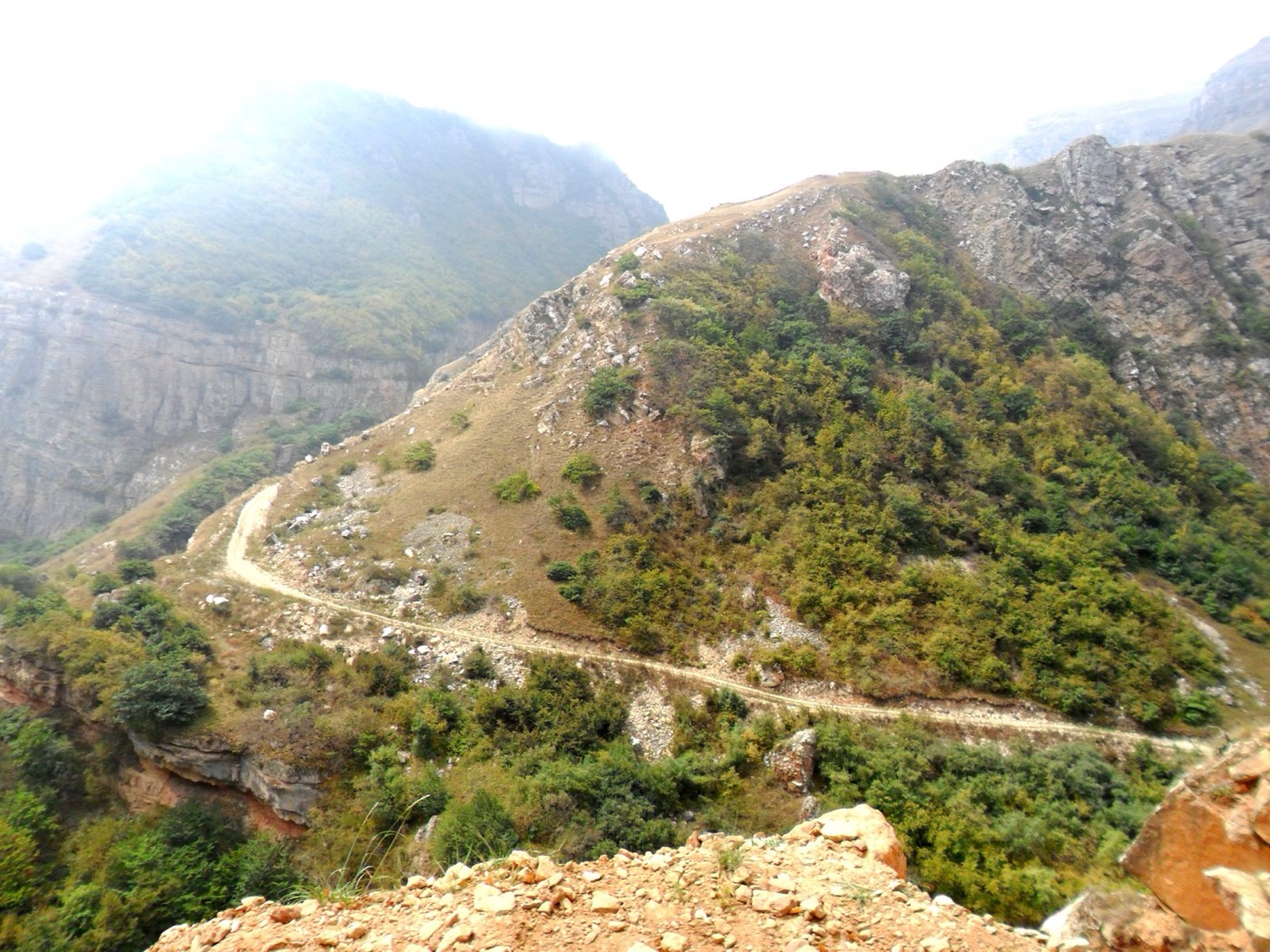 Eh yolu, Qrız hikingi